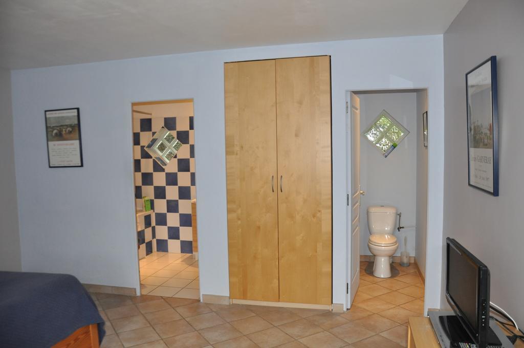 Chambre D'Hotes De L'Estuaire La Riviere-Saint-Sauveur Екстер'єр фото